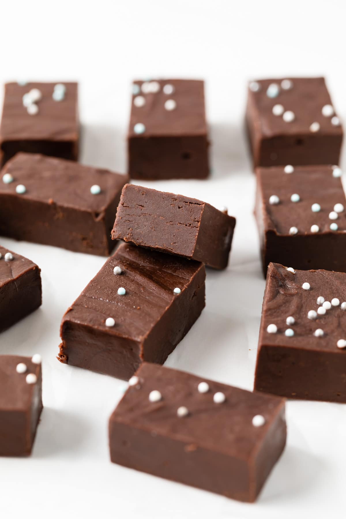 slices of easy fudge recipe