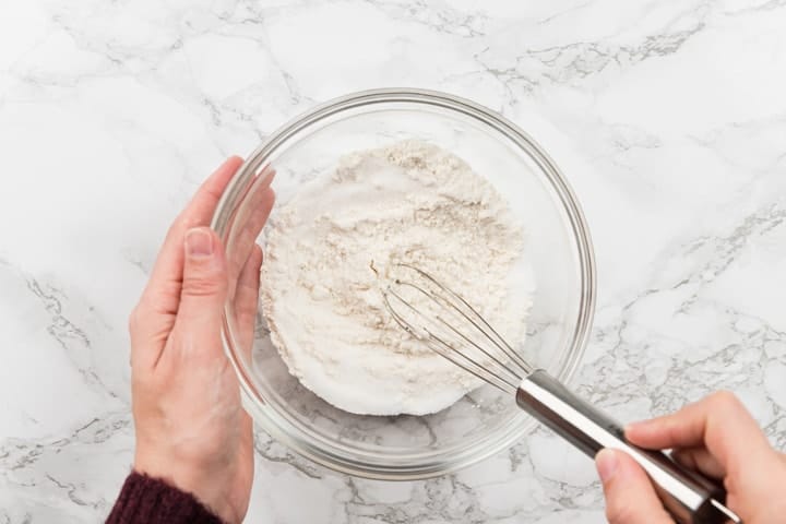dry ingredients mixed together in glass bowl